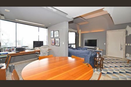 Apartamento à venda com 2 quartos, 260m² em Vila Madalena, São Paulo