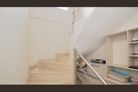 Casa à venda com 186m², 3 quartos e 2 vagas