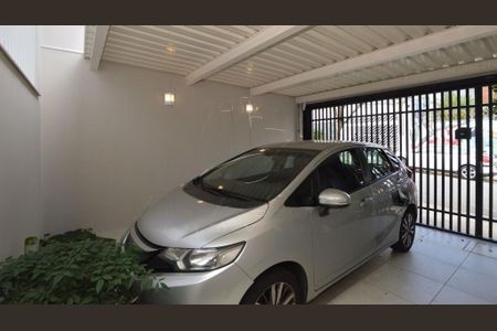 Casa à venda com 186m², 3 quartos e 2 vagas