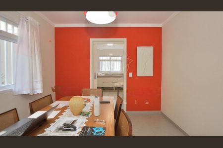 Casa à venda com 3 quartos, 186m² em Vila Madalena, São Paulo