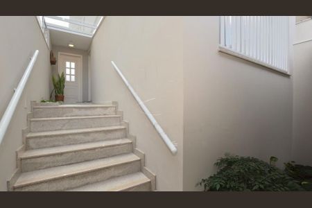 Casa à venda com 186m², 3 quartos e 2 vagas