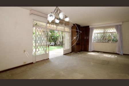 Casa à venda com 2 quartos, 250m² em Vila Madalena, São Paulo