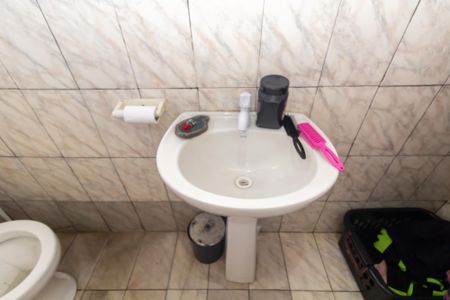 Banheiro de casa para alugar com 1 quarto, 40m² em Itaquera, São Paulo