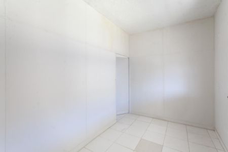 Quarto de casa para alugar com 1 quarto, 90m² em Jaqueline, Belo Horizonte