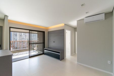 Sala de apartamento para alugar com 2 quartos, 68m² em Jardim Prudência, São Paulo