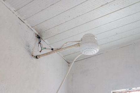 Casa para alugar com 30m², 1 quarto e sem vaga Casa para alugar com 30m², 1 quarto e sem vagaBanheiro Social