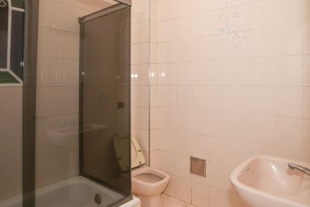 Apartamento para alugar com 82m², 2 quartos e sem vagaBanheiro