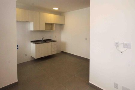 Sala de apartamento para alugar com 1 quarto, 30m² em Vila Paulo Silas, São Paulo