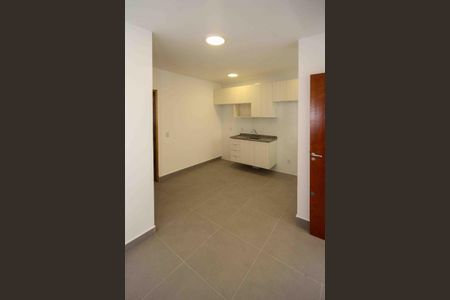 Sala de apartamento para alugar com 1 quarto, 30m² em Vila Paulo Silas, São Paulo