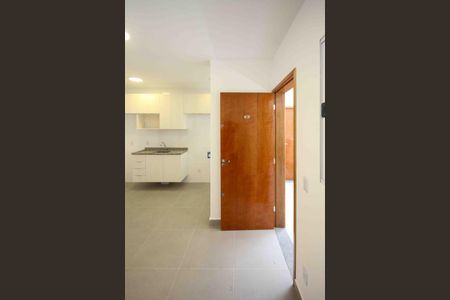 Sala de apartamento para alugar com 1 quarto, 30m² em Vila Paulo Silas, São Paulo