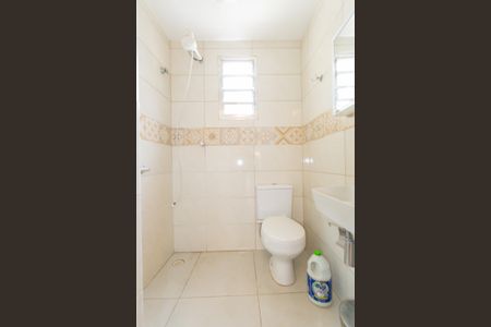 Banheiro de casa para alugar com 1 quarto, 47m² em Jardim Ype, Osasco