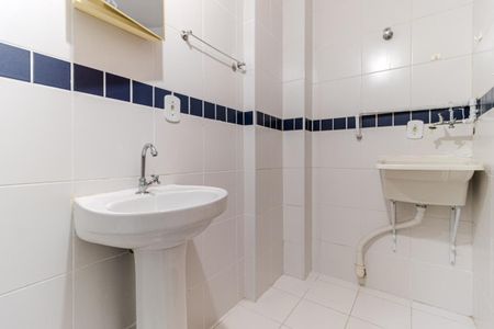 Banheiro de kitnet/studio à venda com 1 quarto, 37m² em Santa Ifigênia, São Paulo