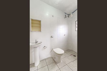 Banheiro de casa para alugar com 1 quarto, 50m² em Jardim Nossa Senhora do Carmo, São Paulo