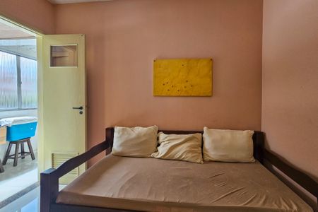 Quarto 1 de apartamento para alugar com 2 quartos, 70m² em Vila Julia, Guarujá