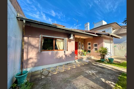 Fachada de casa à venda com 3 quartos, 163m² em Fazenda São Borja, São Leopoldo