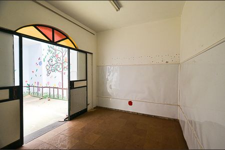 Sala 3 de casa para alugar com 5 quartos, 270m² em São Pedro, Belo Horizonte