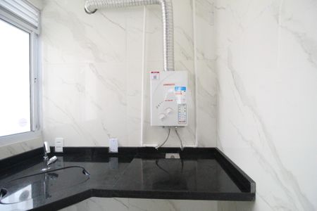 Apartamento para alugar com 83m², 2 quartos e 1 vagaÁrea de serviço