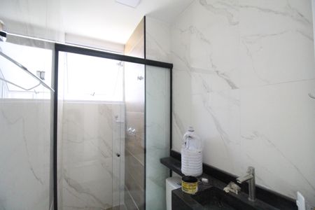 Apartamento para alugar com 83m², 2 quartos e 1 vagaBanheiro