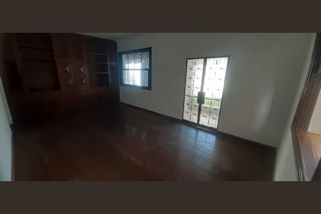 Sala de casa para alugar com 4 quartos, 363m² em Floresta, Belo Horizonte