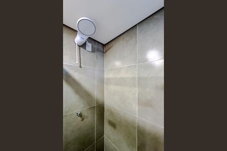 Banheiro de apartamento para alugar com 1 quarto, 25m² em Vila Prudente, São Paulo