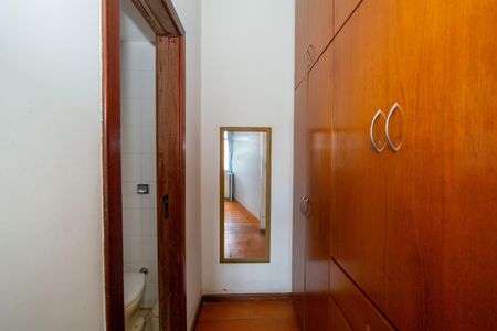 CLOSET de apartamento à venda com 3 quartos, 90m² em Grajaú, Belo Horizonte