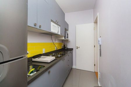 Cozinha de apartamento para alugar com 1 quarto, 60m² em Auxiliadora, Porto Alegre