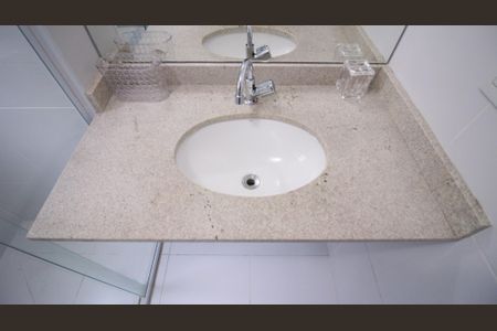 Banheiro de kitnet/studio para alugar com 1 quarto, 28m² em Vila Prudente, São Paulo