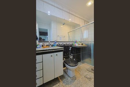 Apartamento à venda com 97m², 3 quartos e 1 vagaBanheiro da Suíte