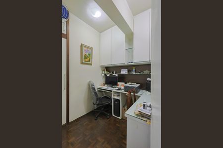 Apartamento à venda com 97m², 3 quartos e 1 vagaÁrea de Serviço