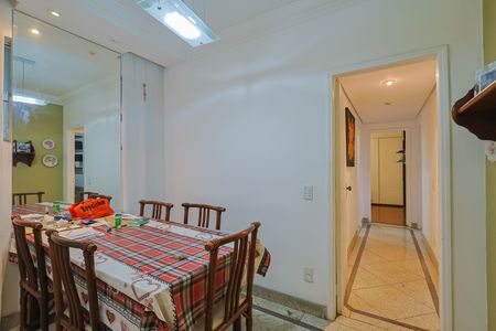 Apartamento à venda com 97m², 3 quartos e 1 vagaSala de Jantar
