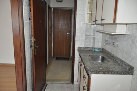 Apartamento para alugar com 72m², 2 quartos e 1 vagaCozinha