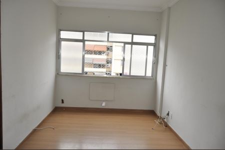 Apartamento para alugar com 72m², 2 quartos e 1 vagaSala