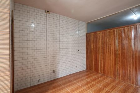 Apartamento à venda com 1 quarto, 30m² em Niterói, Canoas