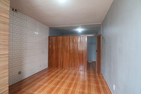 Apartamento à venda com 1 quarto, 30m² em Niterói, Canoas