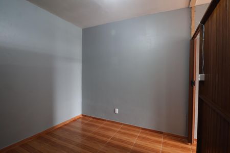 Apartamento à venda com 1 quarto, 30m² em Niterói, Canoas