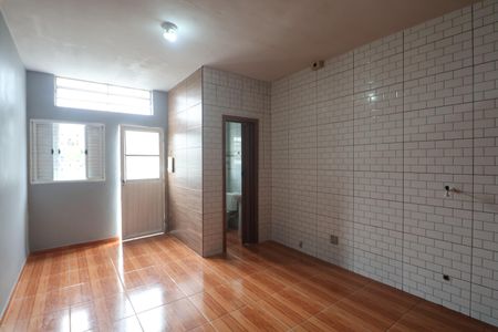 Apartamento à venda com 1 quarto, 30m² em Niterói, Canoas