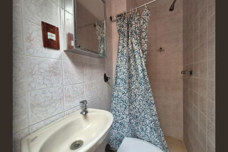 Apartamento para alugar com 350m², 4 quartos e 2 vagas Apartamento para alugar com 350m², 4 quartos e 2 vagasBanheiro de serviço