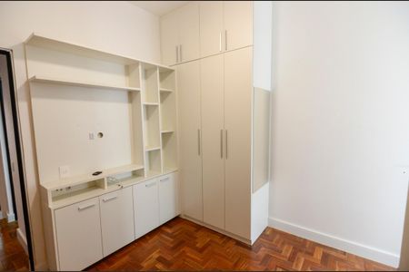 Quarto 1 de apartamento para alugar com 3 quartos, 60m² em Tijuca, Rio de Janeiro