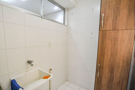 Apartamento à venda com 63m², 3 quartos e 1 vaga Apartamento à venda com 63m², 3 quartos e 1 vagaCozinha e Área de Serviço