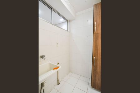Apartamento à venda com 63m², 3 quartos e 1 vaga Apartamento à venda com 63m², 3 quartos e 1 vagaCozinha e Área de Serviço