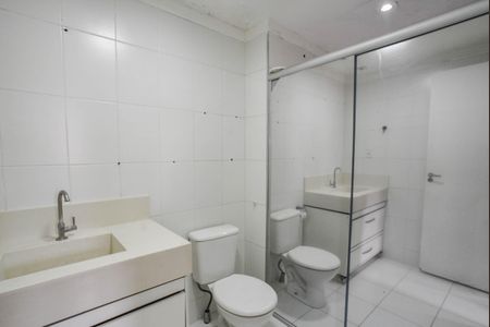 Apartamento à venda com 63m², 3 quartos e 1 vaga Apartamento à venda com 63m², 3 quartos e 1 vagaBanheiro