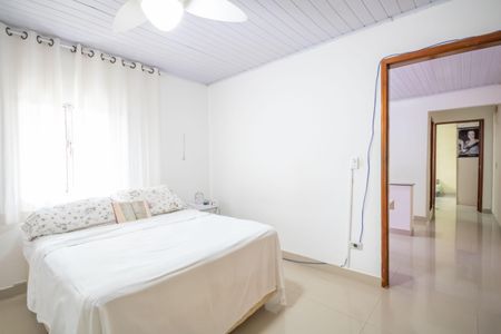 Quarto 1 de casa para alugar com 2 quartos, 180m² em Veloso, Osasco