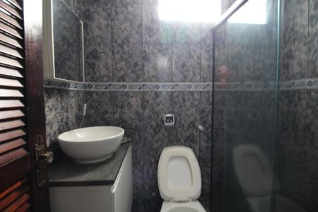 Casa para alugar com 400m², 5 quartos e 2 vagasBanheiro Social 1