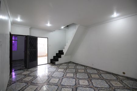 Sala de casa para alugar com 5 quartos, 400m² em Taquara, Rio de Janeiro