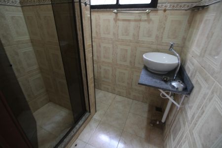 Casa para alugar com 400m², 5 quartos e 2 vagasBanheiro de Serviço