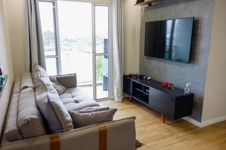 Sala de apartamento para alugar com 3 quartos, 72m² em Santa Maria, Osasco