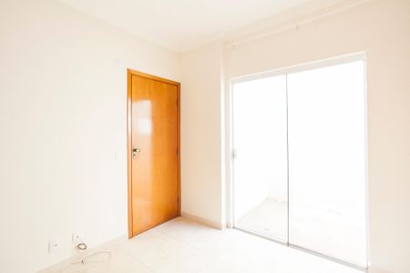 Sala de apartamento para alugar com 2 quartos, 50m² em Jardim Inconfidência, Uberlândia