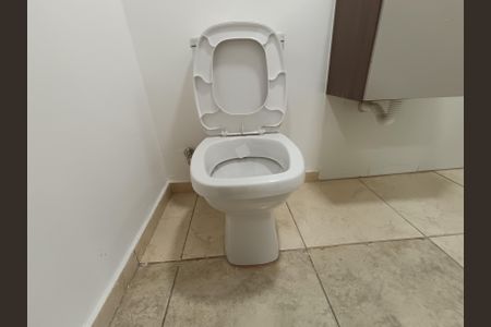 Studio para alugar com 35m², 1 quarto e sem vaga Studio para alugar com 35m², 1 quarto e sem vagaBanheiro Social