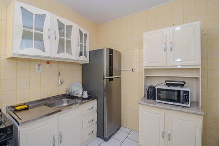 Apartamento para alugar com 50m², 2 quartos e 1 vaga Apartamento para alugar com 50m², 2 quartos e 1 vagaCozinha e Área de Serviço