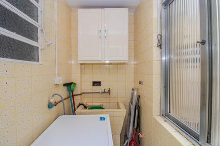 Apartamento para alugar com 50m², 2 quartos e 1 vaga Apartamento para alugar com 50m², 2 quartos e 1 vagaCozinha e Área de Serviço